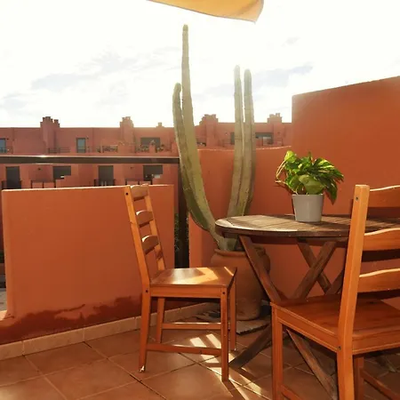 Alquilaencanarias Sotavento A, Terrace & Pool شقة *